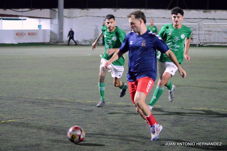 Imagen del partido de anoche/Juan A. Hernández.