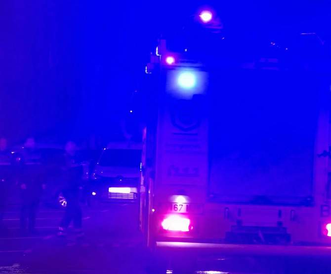 Bomberos en la zona del siniestro/TH.