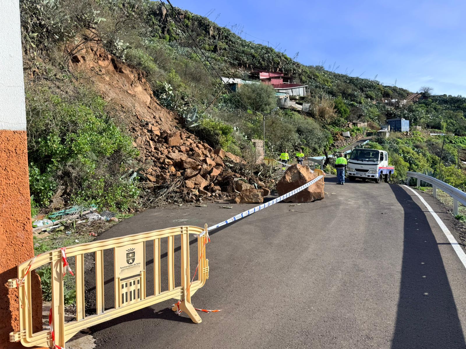 Telde perimetra el tramo del Camino El Moreno y La Solana