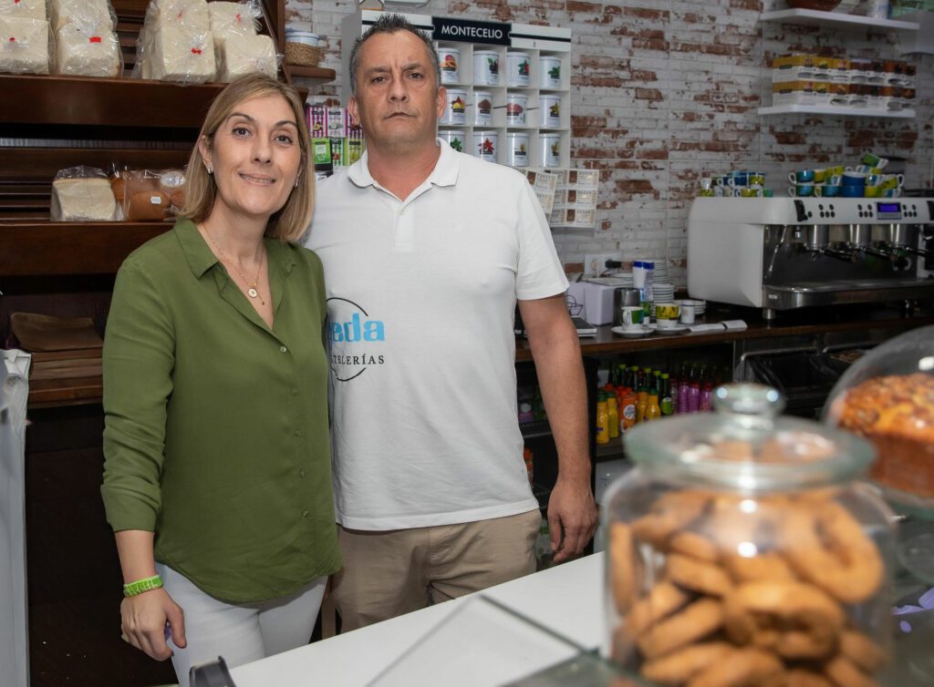 De dormir en un coche a impulsar dos pastelerías en Telde