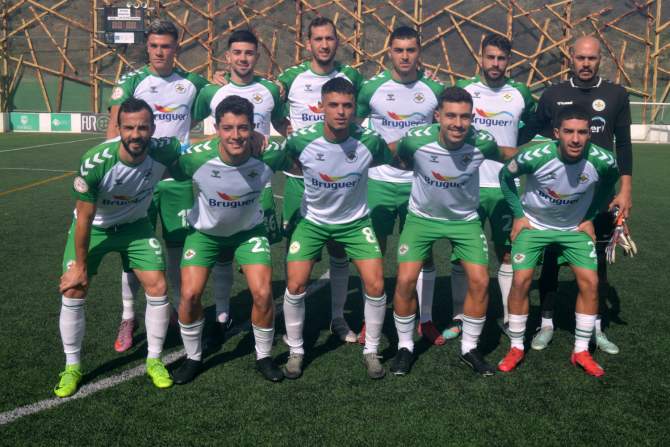 Formaci&oacute;n de la UD Villa Santa Br&iacute;gida (Foto: Juan Antonio Hern&aacute;ndez)