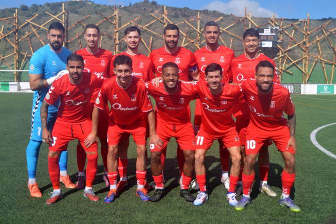 Formaci&oacute;n de la UD Telde (Foto: Juan Antonio Hern&aacute;ndez)