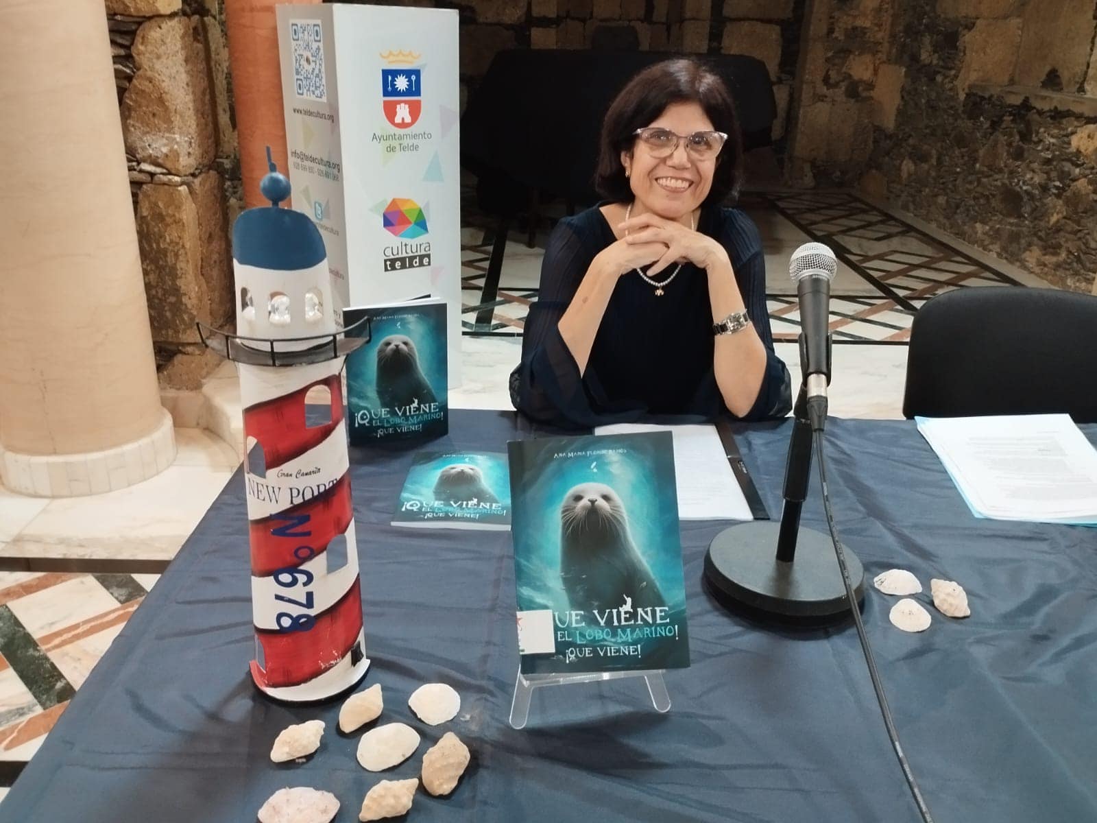 Presentación del libro de Ana María Florido/TA.