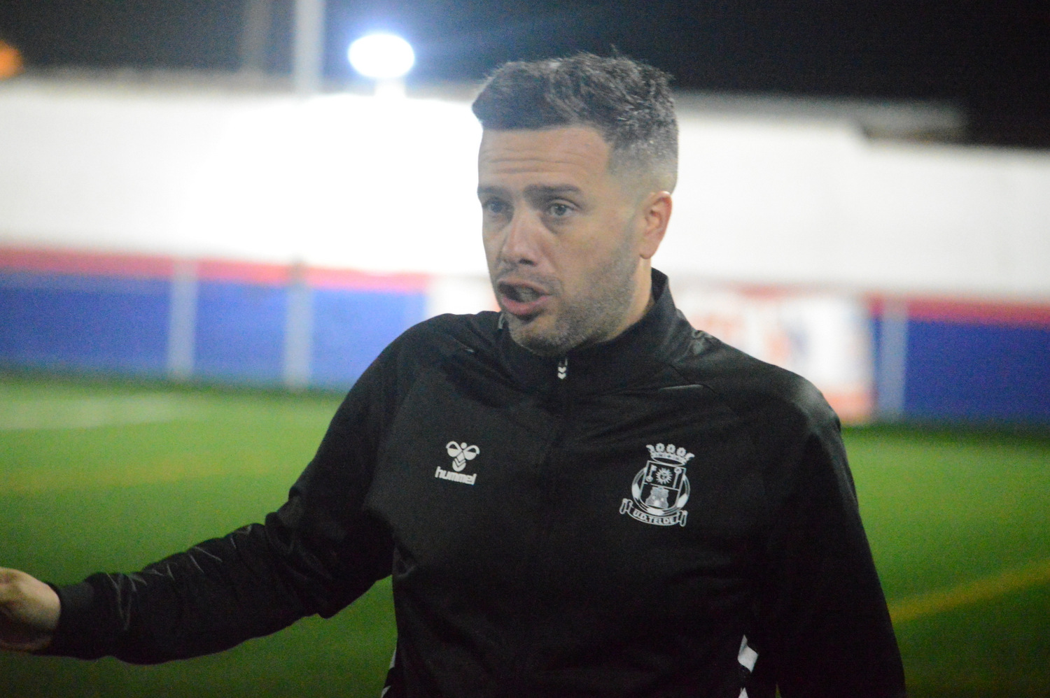 Cristian Lucano, entrenador de la UD Telde, en el partido de este viernes ante el Teror (Foto: Juan Antonio Hernández)