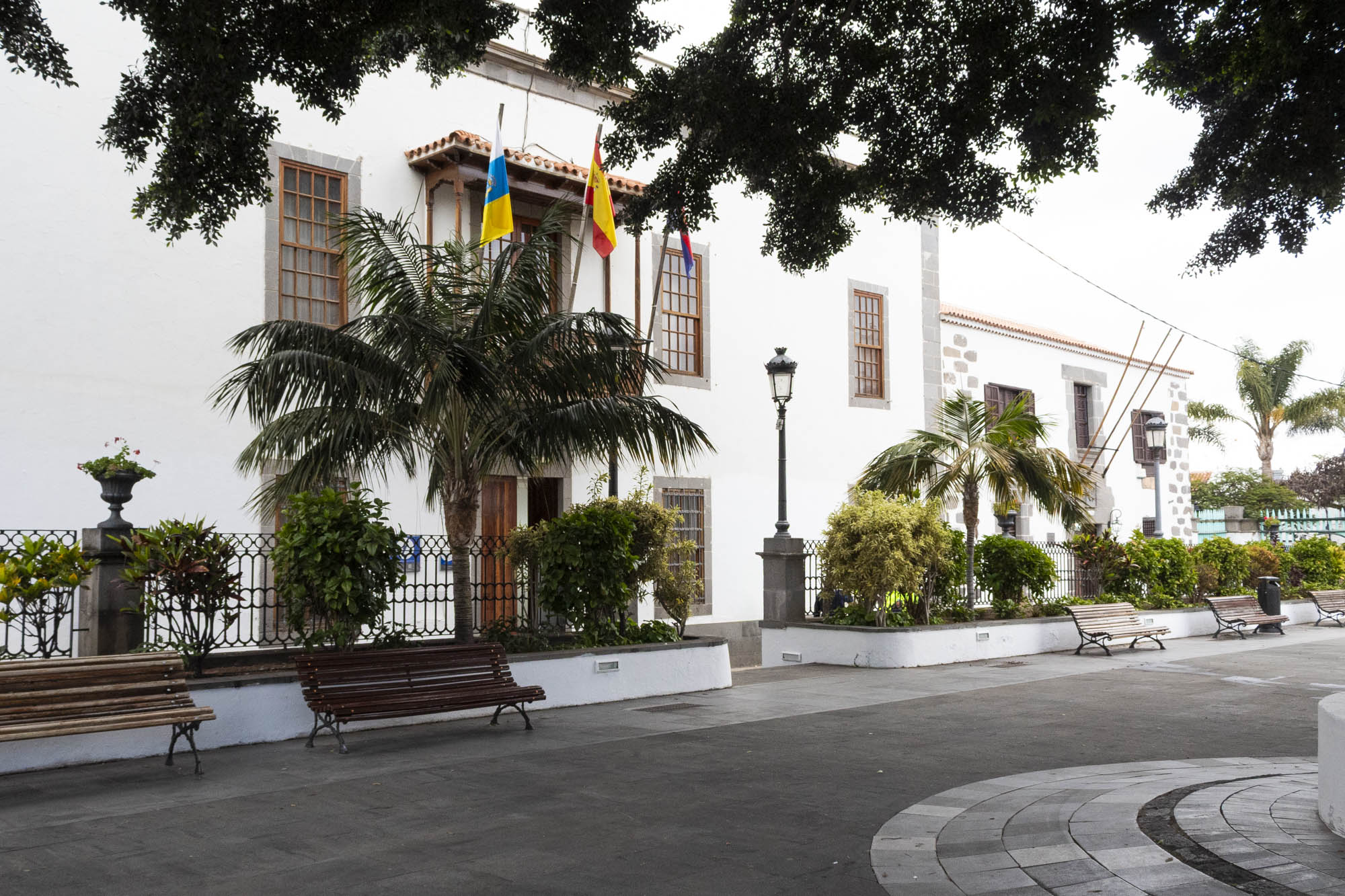 La oposición, salvo Vox, pide una Junta de Portavoces por el manifiesto del 8M