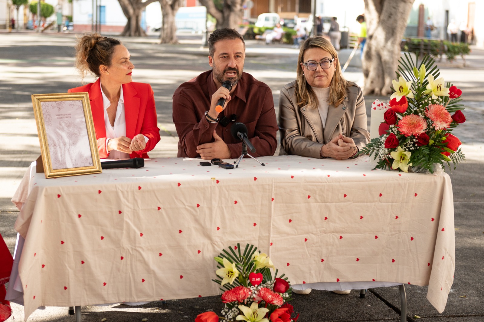 'Telde Enamora' trae de vuelta a la ciudad el minitren y la pista de patinaje