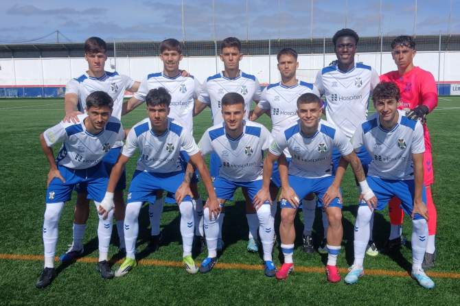 Formaci&oacute;n del CD Tenerife C (Foto: Juan Antonio Hern&aacute;ndez)