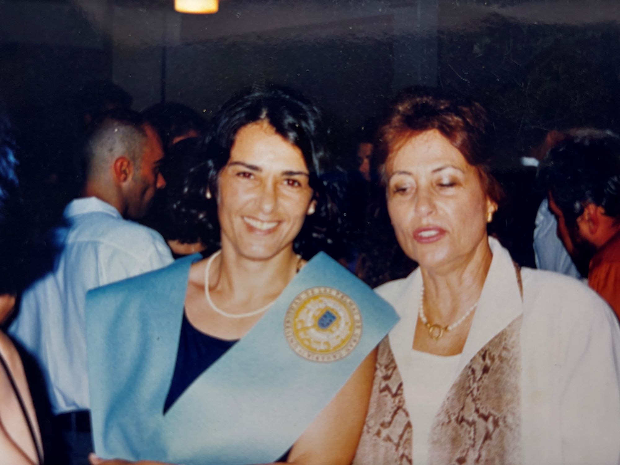 Nieves Rodríguez, autora del artículo, junto a Yolanda Arencibia/Foto cedida por Nieves Rodríguez.