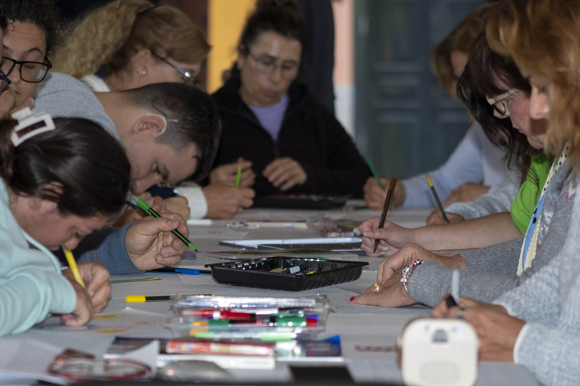 Taller de arte cognitivo celebrado este lunes en la ermita de San Pedro Mártir/Iris Morales/TA.