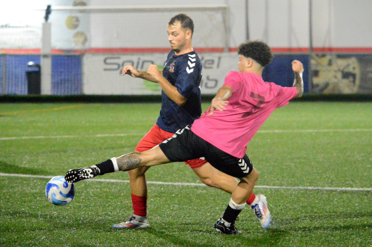 Imagen del partido de la primera vuelta en El Hornillo (Foto: Juan Antonio Hernández)