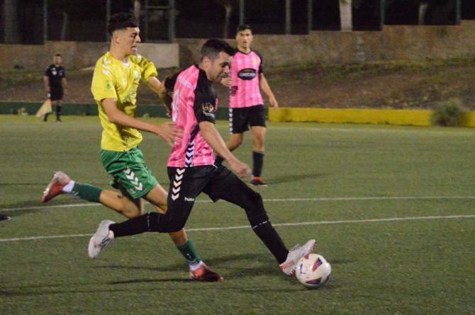 Echedey Ortega, una de las ocasiones claras que tuvo (Foto: Juan Antonio Hernández)