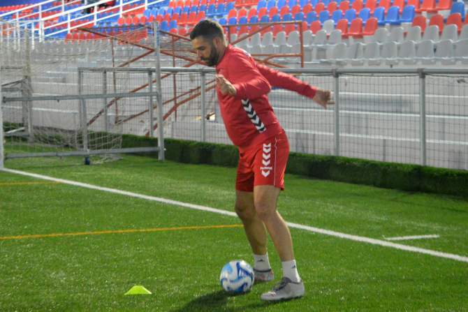Pedro González, jugador de la UD Telde (Foto: Juan Antonio Hernández)