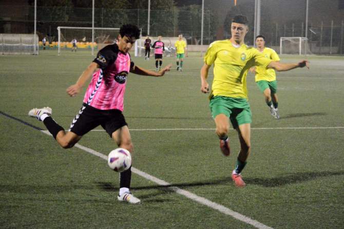 Una de las ocasiones de gol de La Garita (Foto: Juan Antonio Hernández)