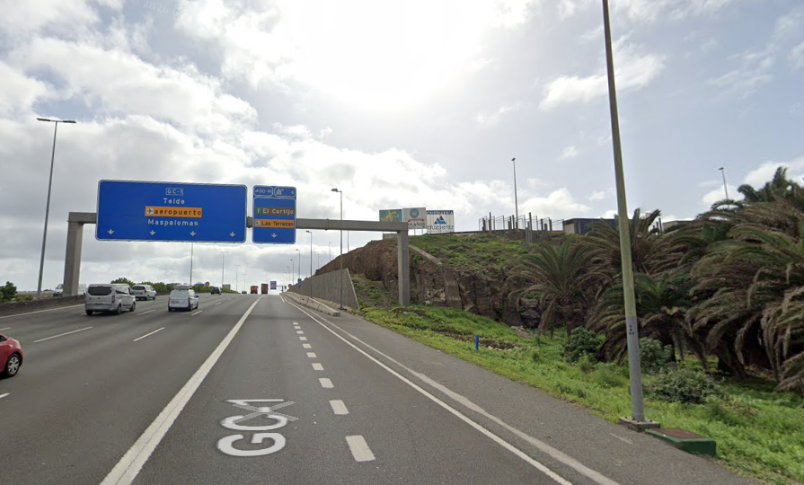 Accidente en la GC-1 a su paso por Telde