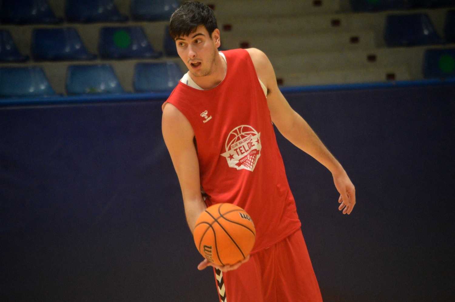 Alberto Redondo, en el entrenamiento de este jueves en El Hornillo (Foto: Juan Antonio Hern&aacute;ndez)