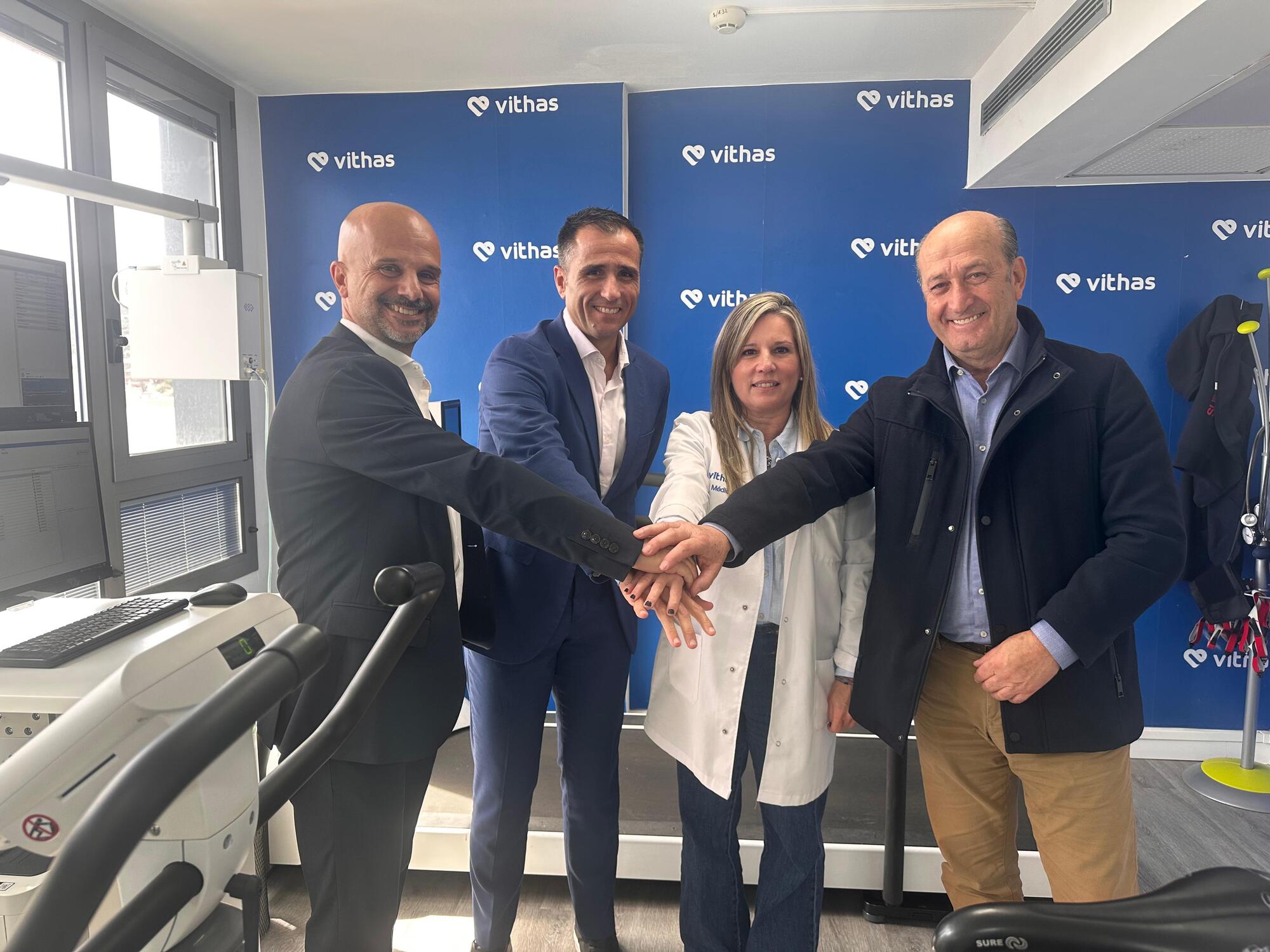 Vithas renueva su acuerdo con el Gobierno de Canarias para realizar los reconocimientos de los deportistas de élite