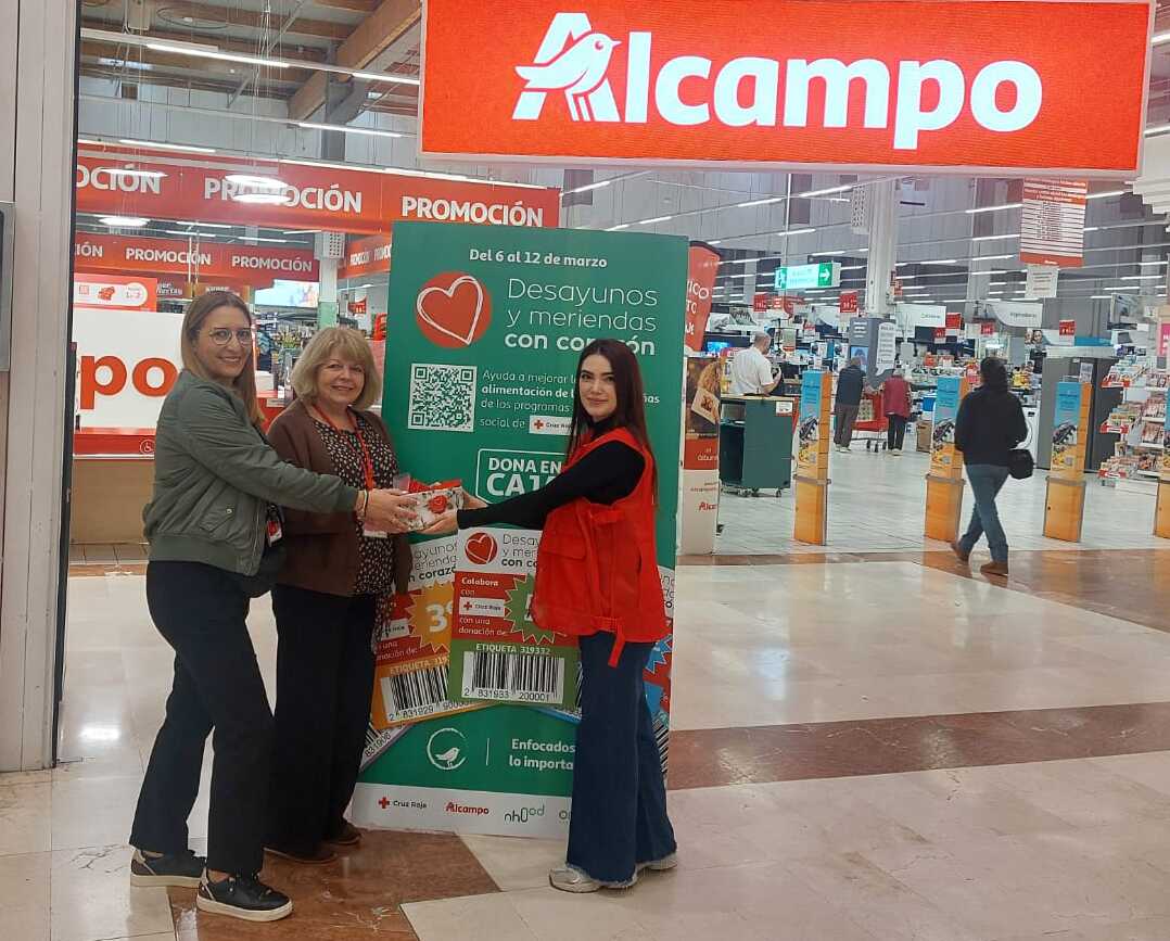 Alcampo Telde pone su granito de arena a la campaña 'Desayunos y Meriendas ConCorazón'
