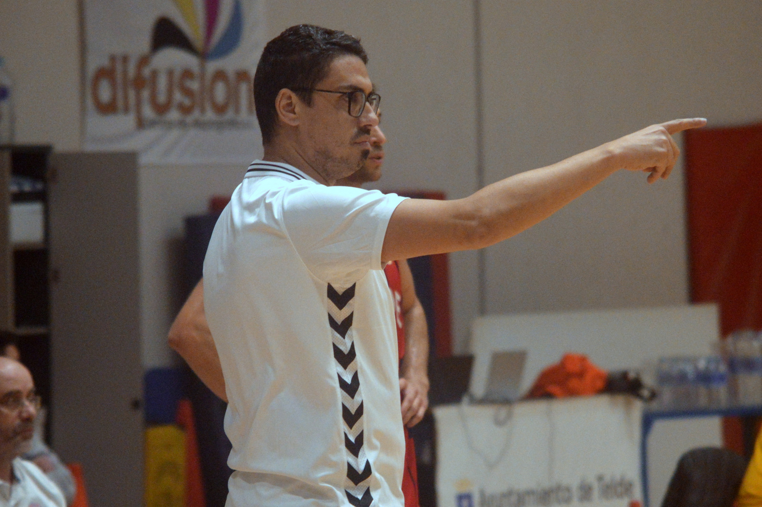 Tony Esparrag&oacute;n, entrenador del CB Telde (Foto: Juan Antonio Hern&aacute;ndez)