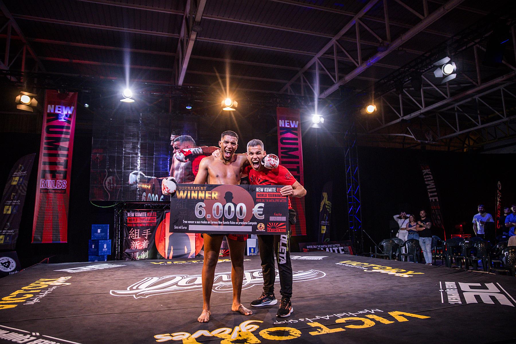 Momento del combate/Jose Bringas.