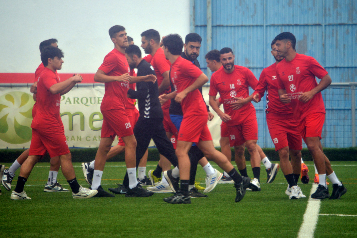 Entrenamiento de la UD Telde este lunes (Foto: Juan Antonio Hern&aacute;ndez)