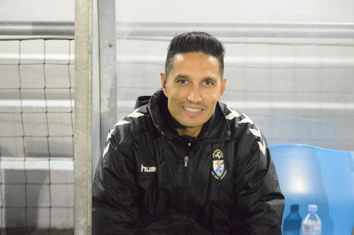 El entrenador jinamero Jonathan Morales lleva al Estrella CF a Tercera RFEF