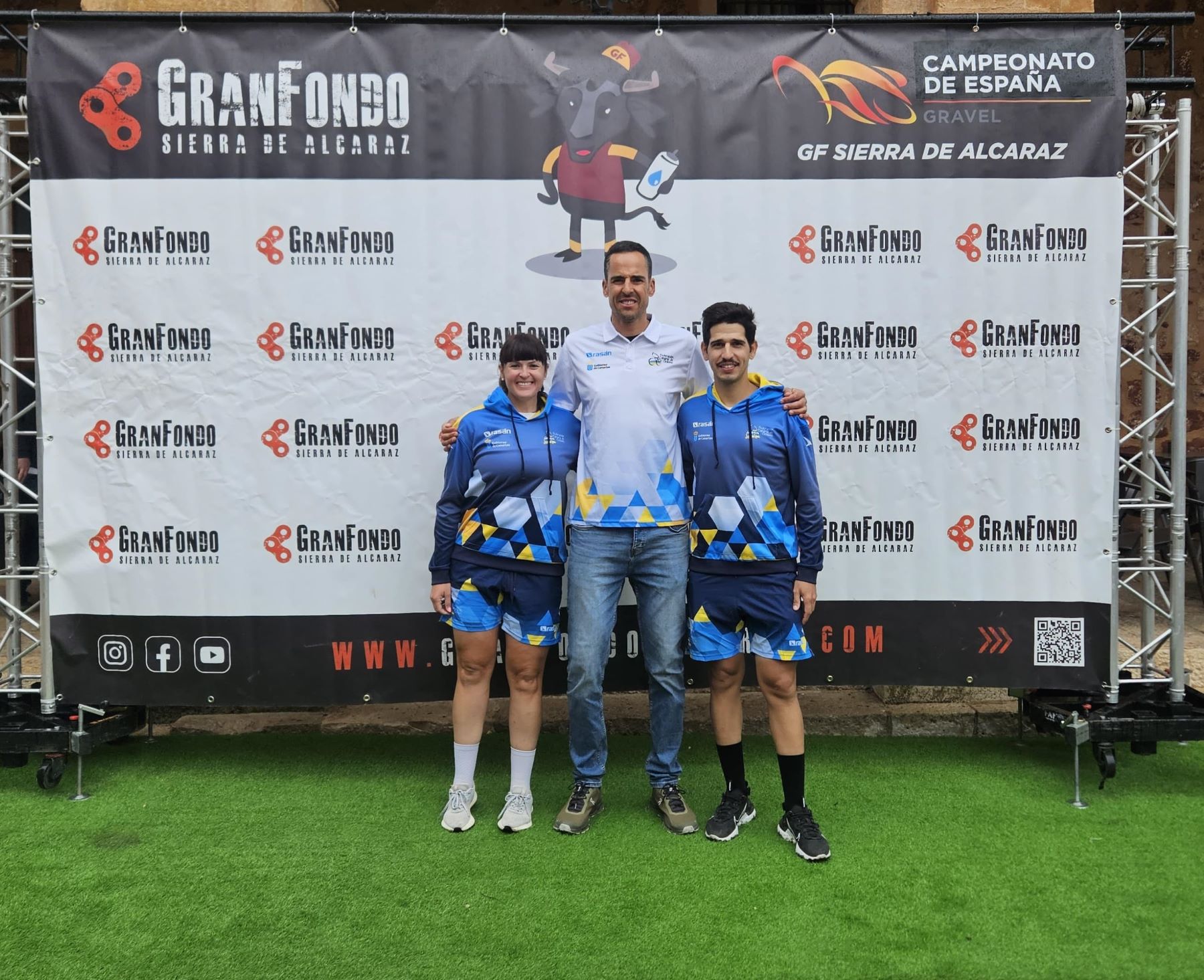 Gran actuación del ciclista teldense Francisco Perez en el Nacional de gravel