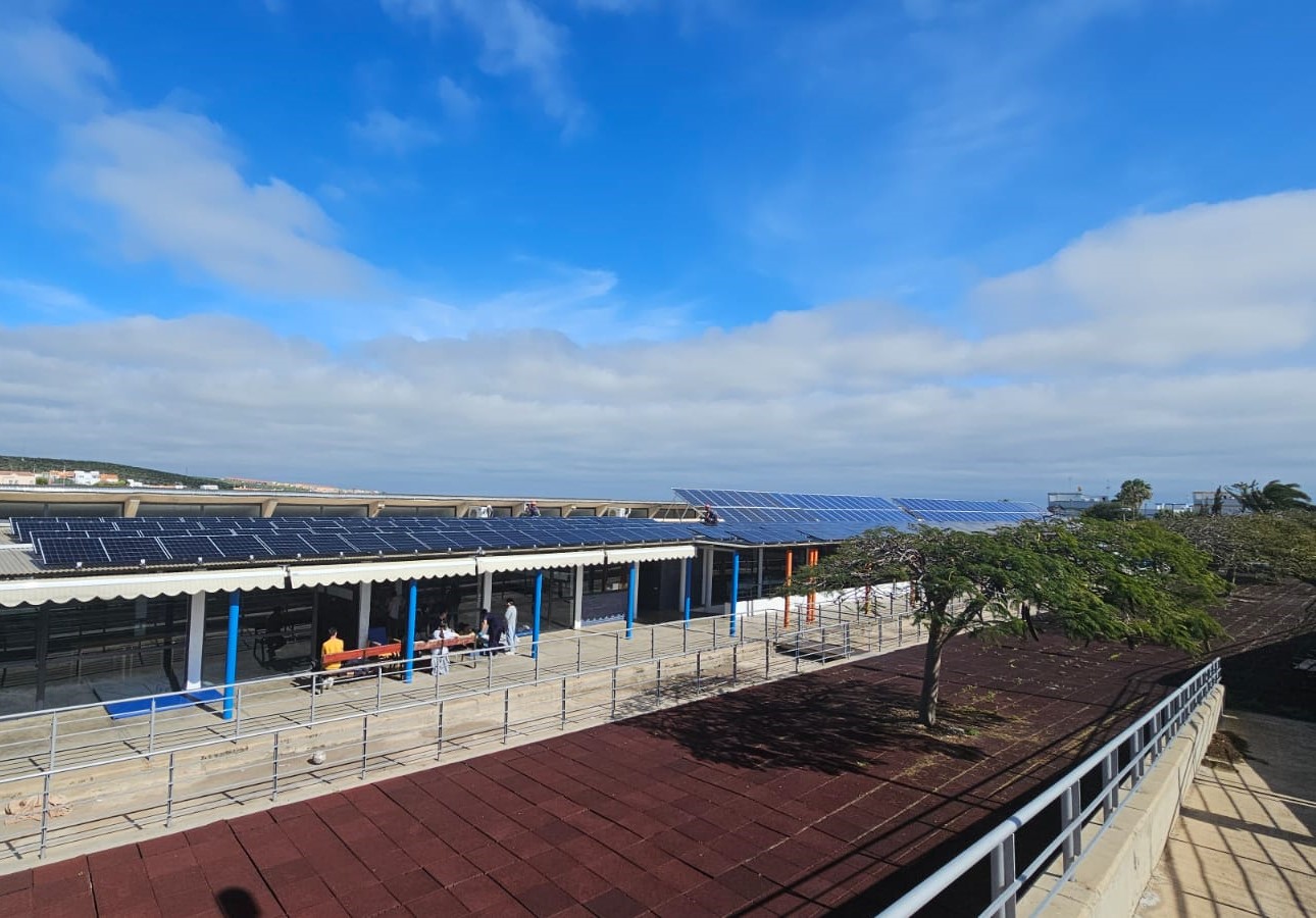 El Cabildo inaugura la planta fotovoltaica de CADI de Las Longueras