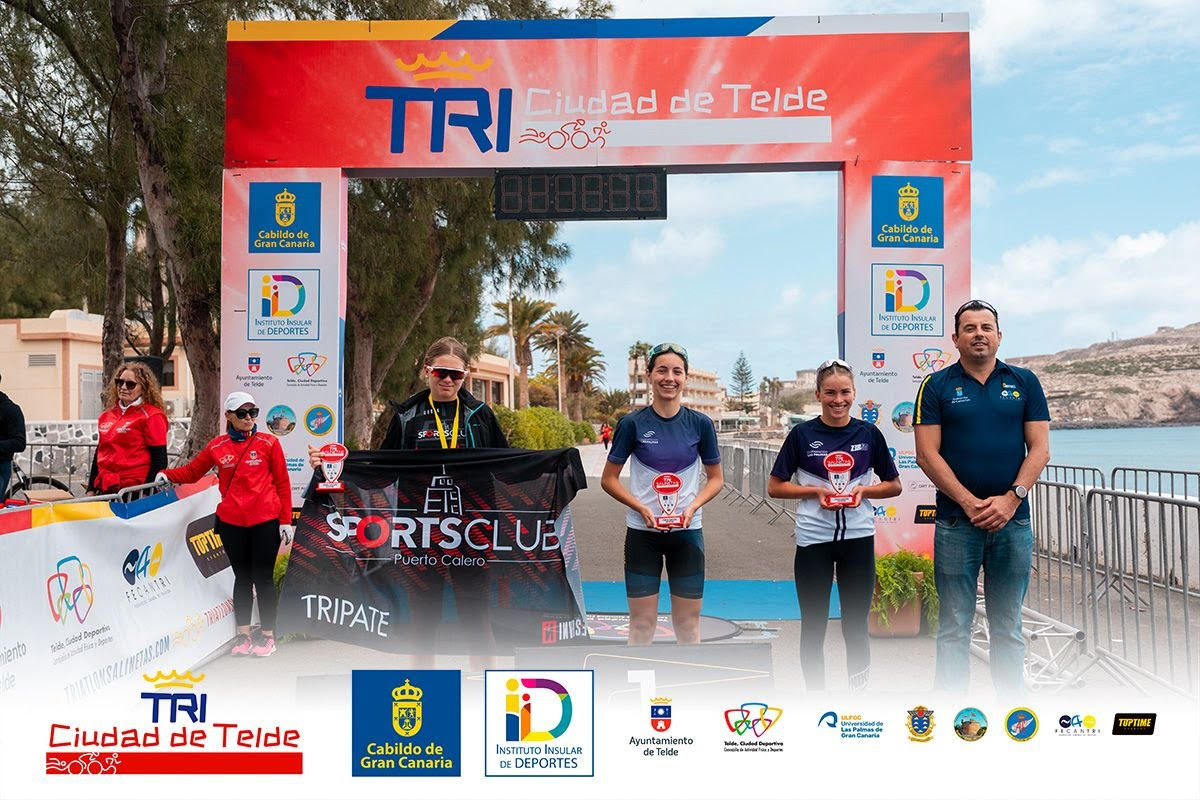 La joven teldense Ainhoa Domínguez brilla en el SuperSprint de Triatlón de Salinetas