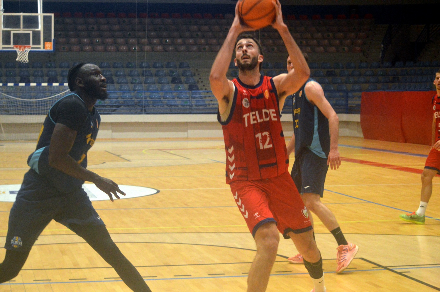 El CB Telde gana al CB Talavera y sale del descenso (79-76)