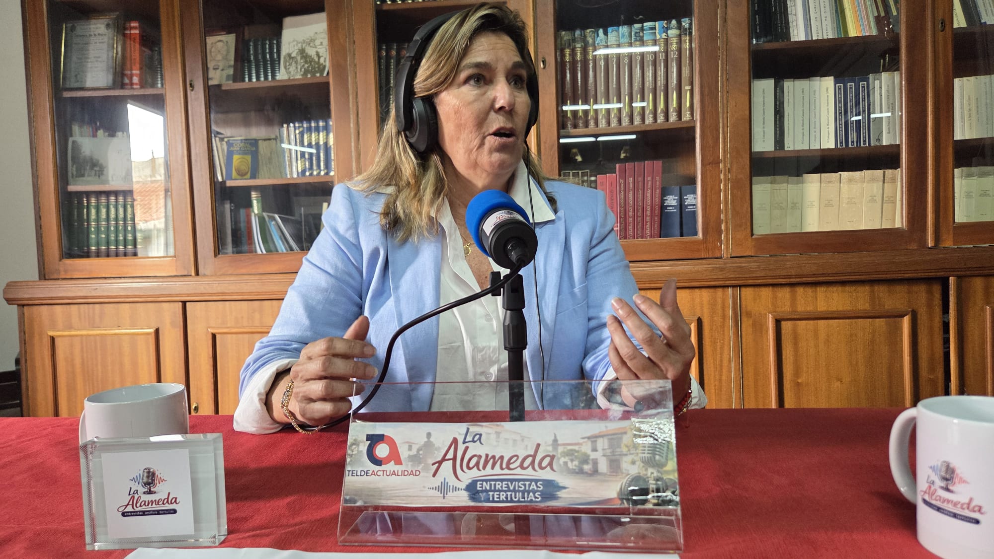 Mar&iacute;a Calder&iacute;n: &ldquo;Nueve de cada diez vertidos los hacen personas ajenas a Telde&rdquo;