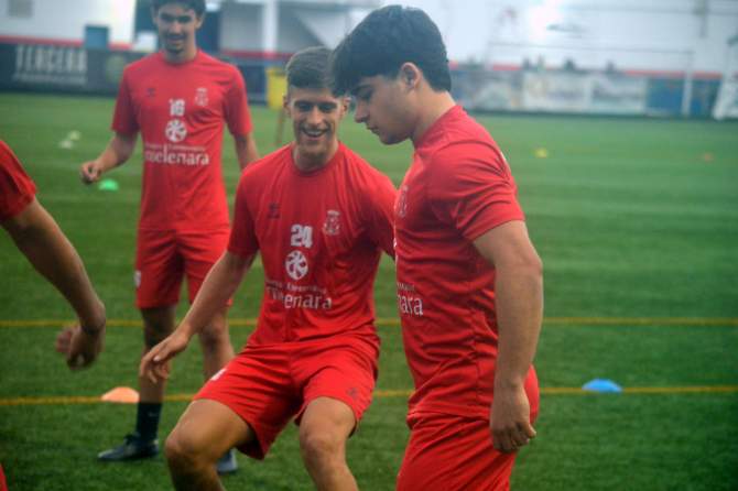 Robert Rodr&iacute;guez volvi&oacute; a entrenarse con el grupo tras varios meses al margen (Foto: Juan Antonio Hern&aacute;ndez)