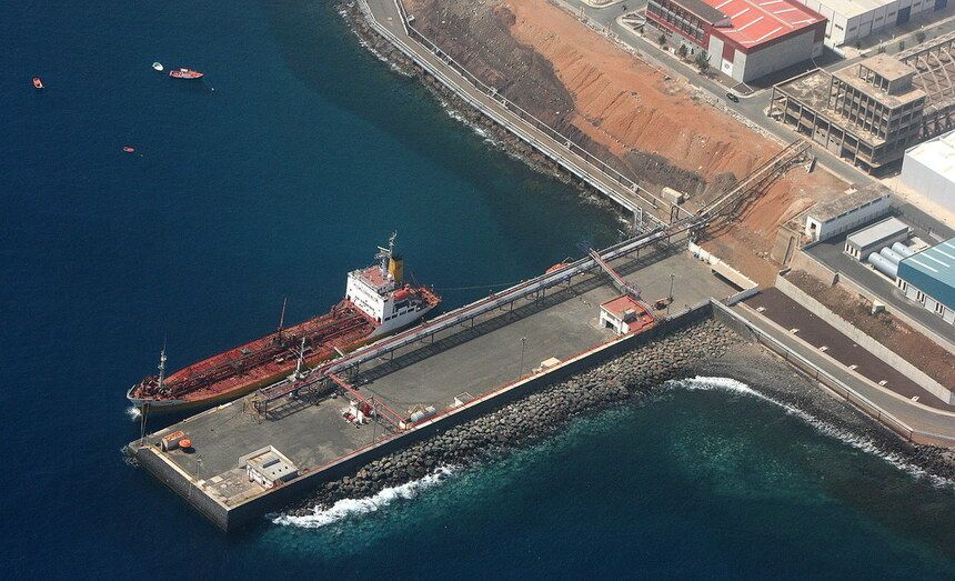 A información pública una ocupación de dominio público en el Puerto de Salinetas