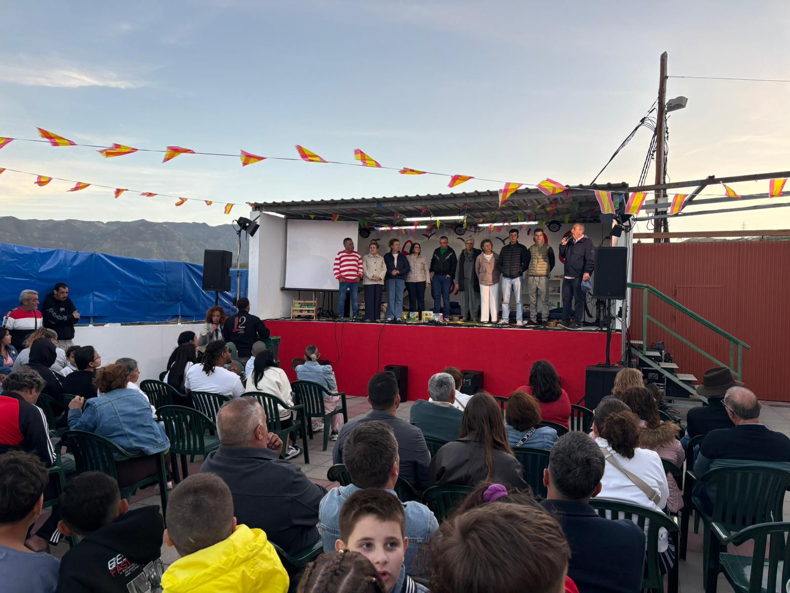 Plaza de La Gavia durante el preg&oacute;n de las fiestas/TA.