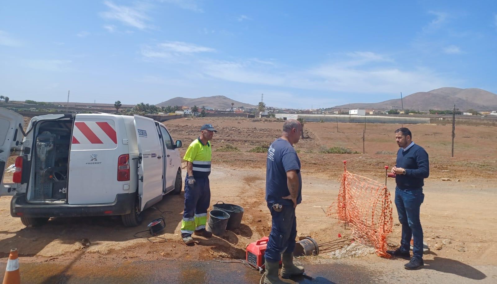 H&eacute;ctor Su&aacute;rez orden&oacute; subir el coste del proyecto de emergencia de abasto d&iacute;as despu&eacute;s de aprobado por la Junta de Gobierno