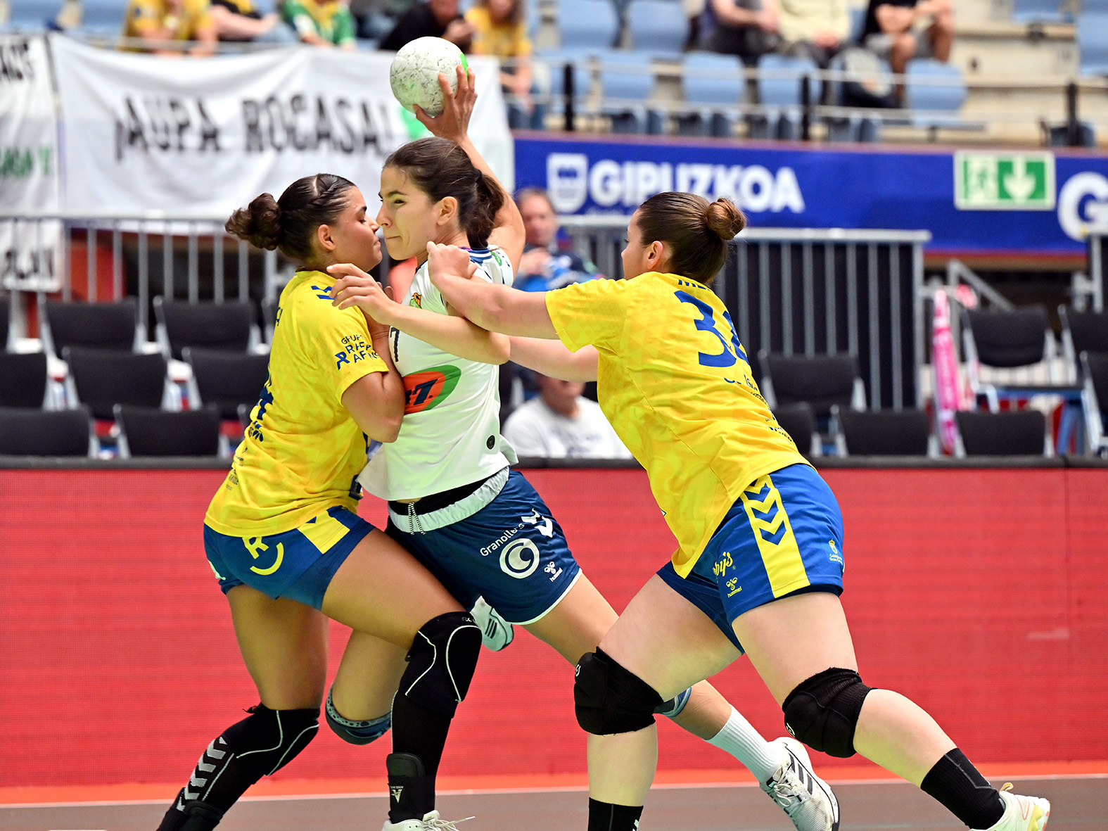 El Rocasa se clasifica para las semifinales ante el KH-7 Granollers (29-26)
