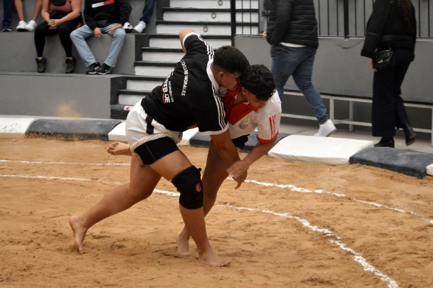 El Castro Morales consigue ante Tazacorte su primer triunfo local en la regional (12-10)