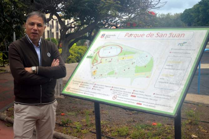 Pelayo Su&aacute;rez, en el Parque Urbano San Juan (Foto: Juan Antonio Hern&aacute;ndez)