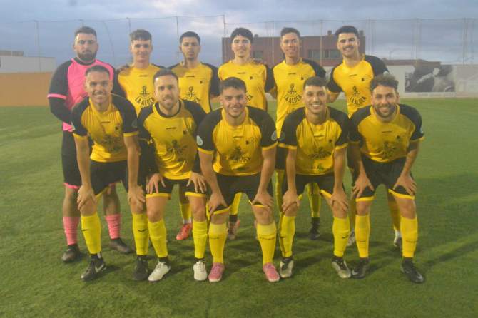 Formaci&oacute;n de UD San Nicol&aacute;s (Foto: Juan Antonio Hern&aacute;ndez)