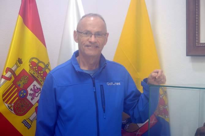 Suso Santana, presidente de la Asociaci&oacute;n Cultural Entre Amigos (Foto: Juan Antonio Hern&aacute;ndez)