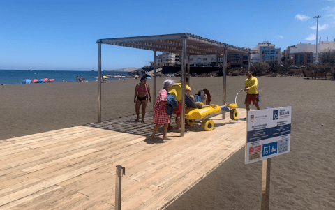 La concejala María González Calderín visitó el dispositivo de Salvamento