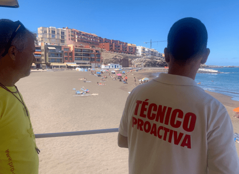 La concejala María González Calderín visitó el dispositivo de Salvamento