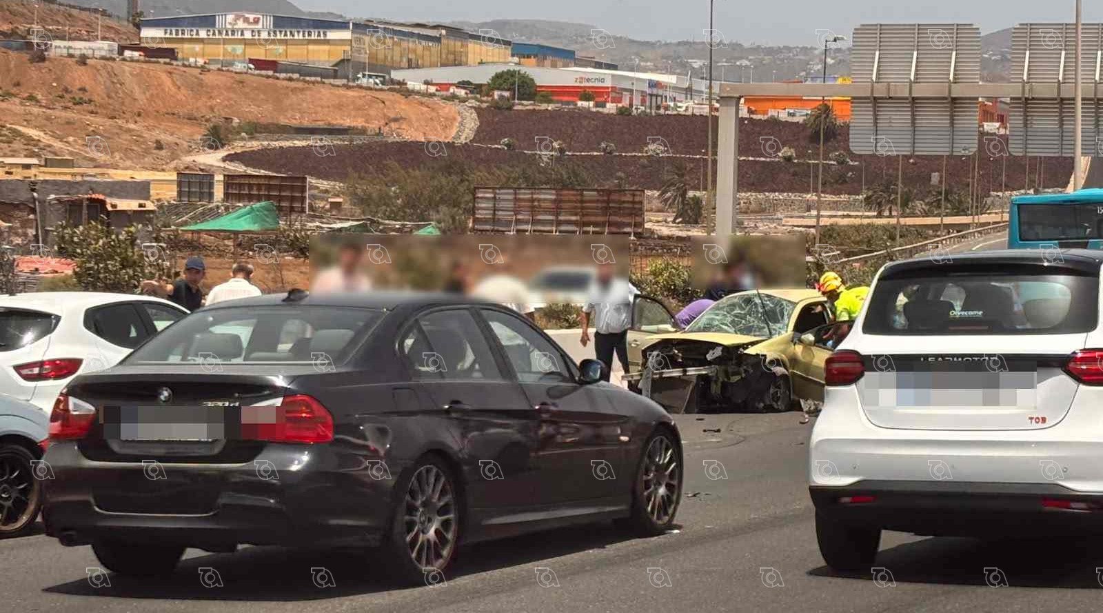 &Uacute;ltima Hora: Tres heridos, uno cr&iacute;tico, en un aparatoso accidente de un veh&iacute;culo en la GC-1, a la altura de La Pardilla (Telde)