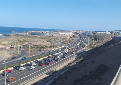 Un choque por alcance provoca retenciones en la GC-1 a la altura de El Cortijo