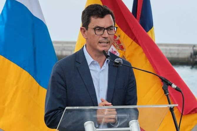 Pablo Rodr&iacute;guez, en su alocuci&oacute;n en el acto de la primera piedra (Foto: Puertos Canarios)