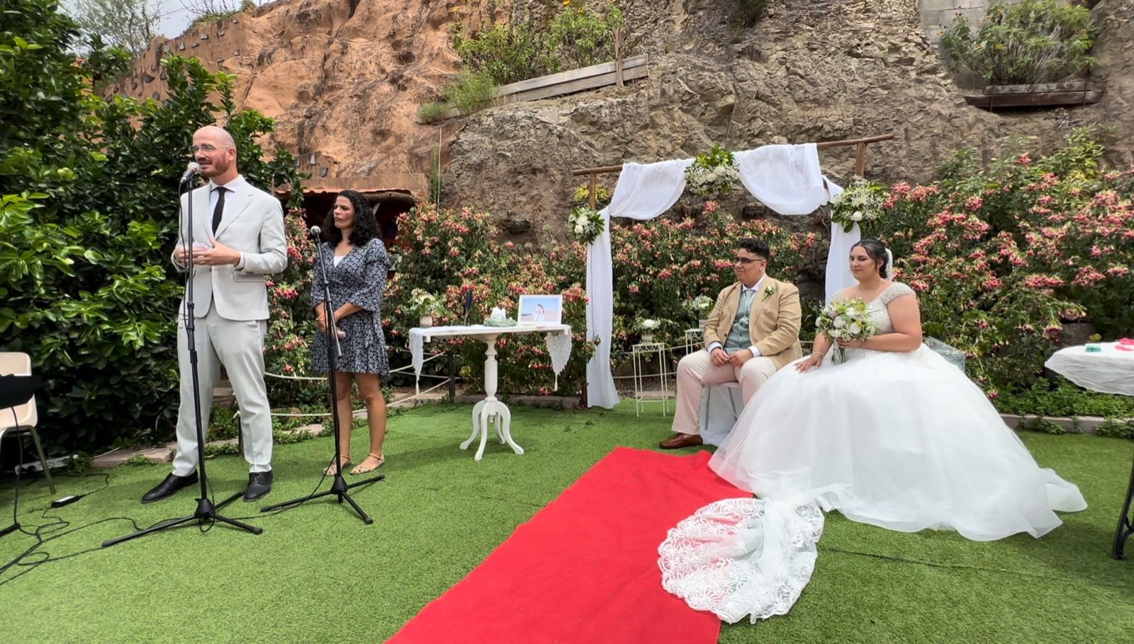 Yamilet y Eric celebran la primera boda bahá'í con reconocimiento civil en Canarias/TA.