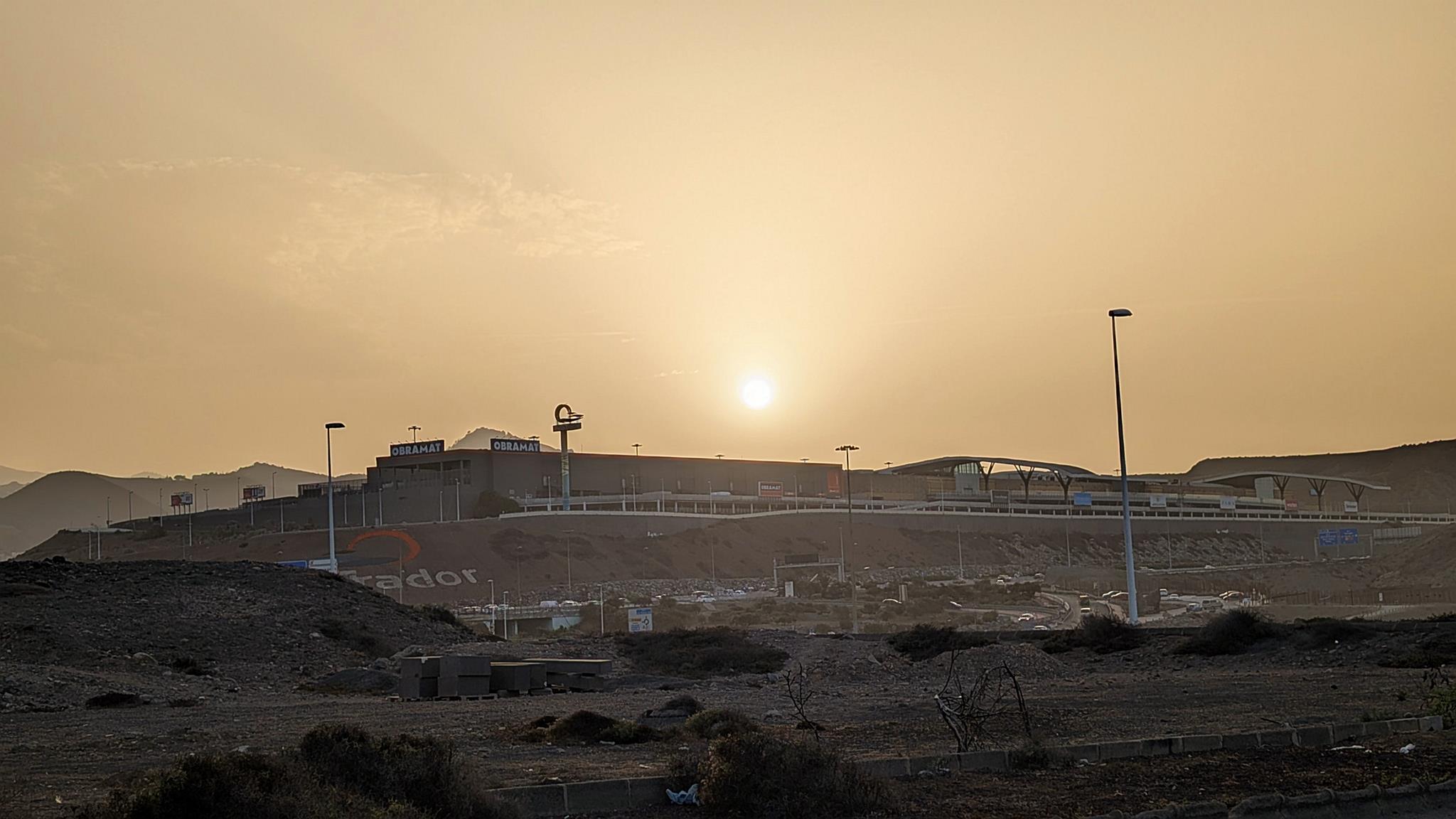 Martes con polvo en suspensión y 23 grados en Telde