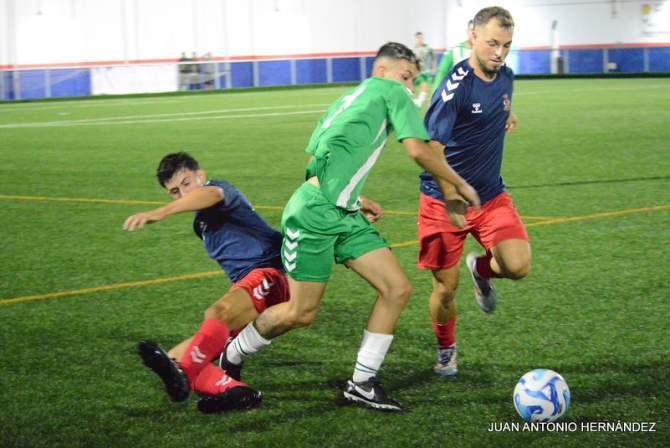 Imagen del encuentro de anoche en El Hornillo/Juan A. Hern&aacute;ndez.
