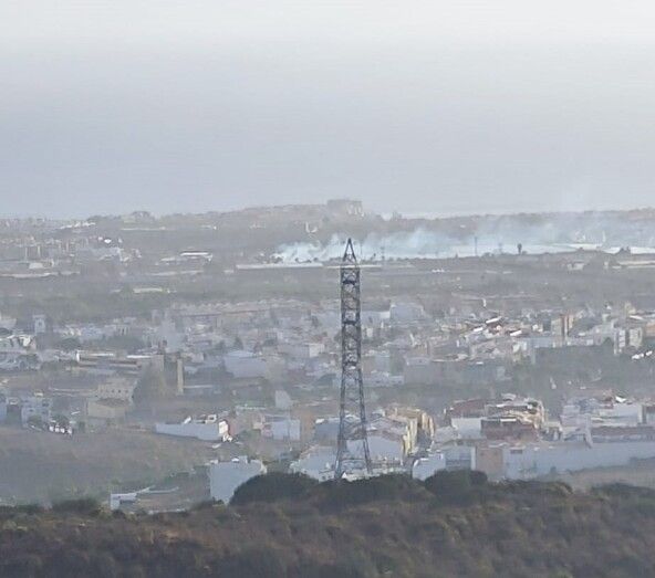 Humareda causada por la quema, visible a gran distancia/TA.
