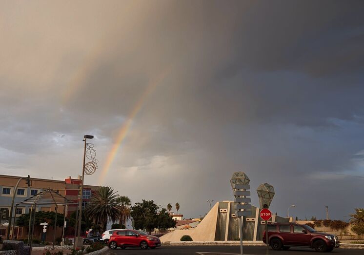 Tarde con lluvia dispersa en Telde/Antonio Rico.