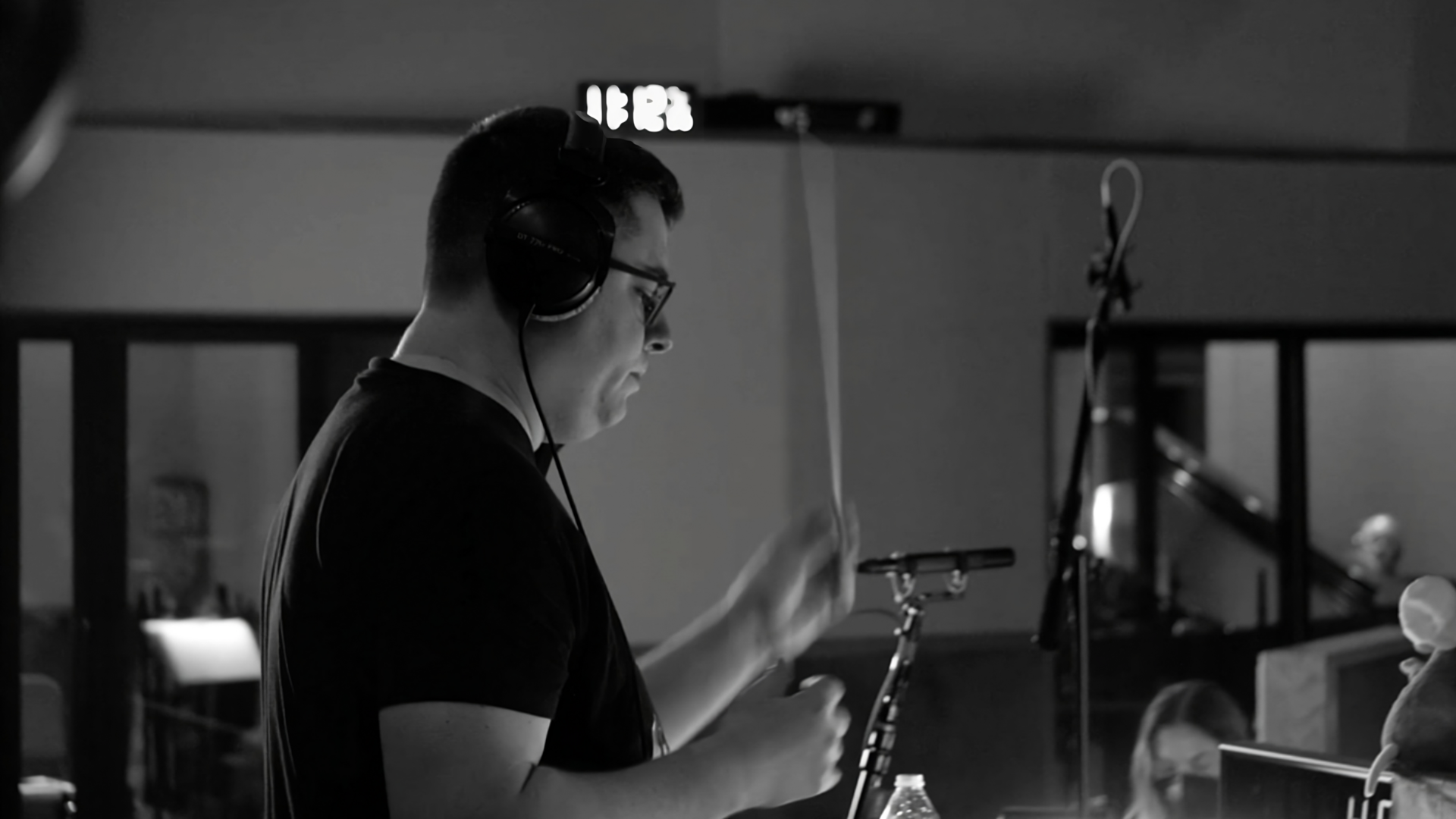 El compositor Héctor Muñoz pone música a doce poemas de Alonso Quesada en el centenario de su muerte